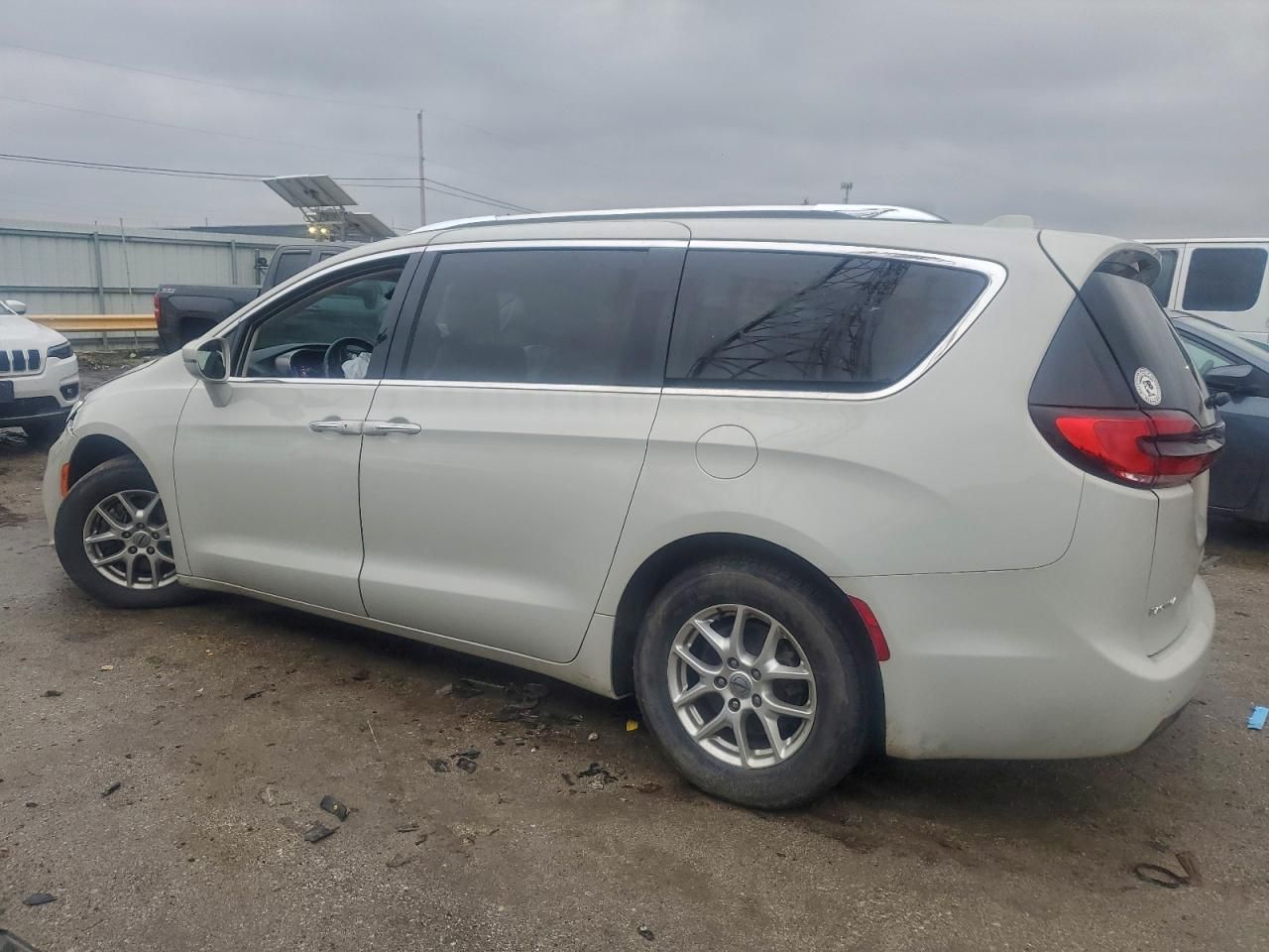 2021 Chrysler Pacifica Touring l