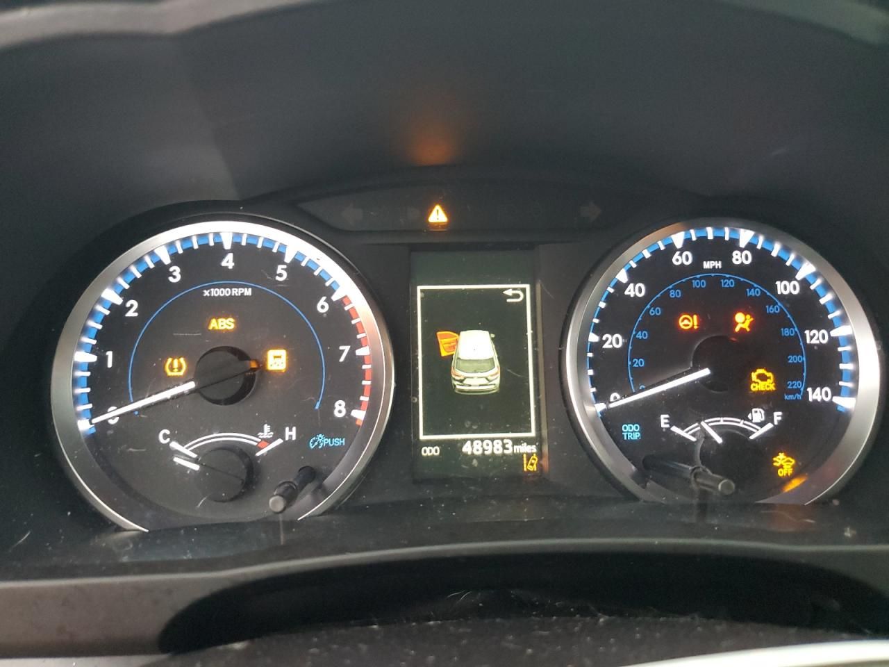 2019 Toyota Highlander le