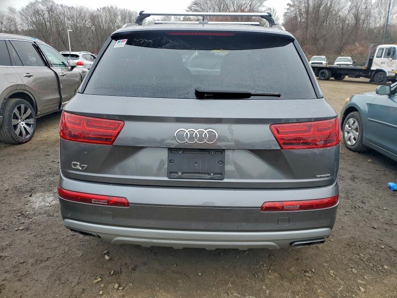 2019 Audi Q7 Premium Plus