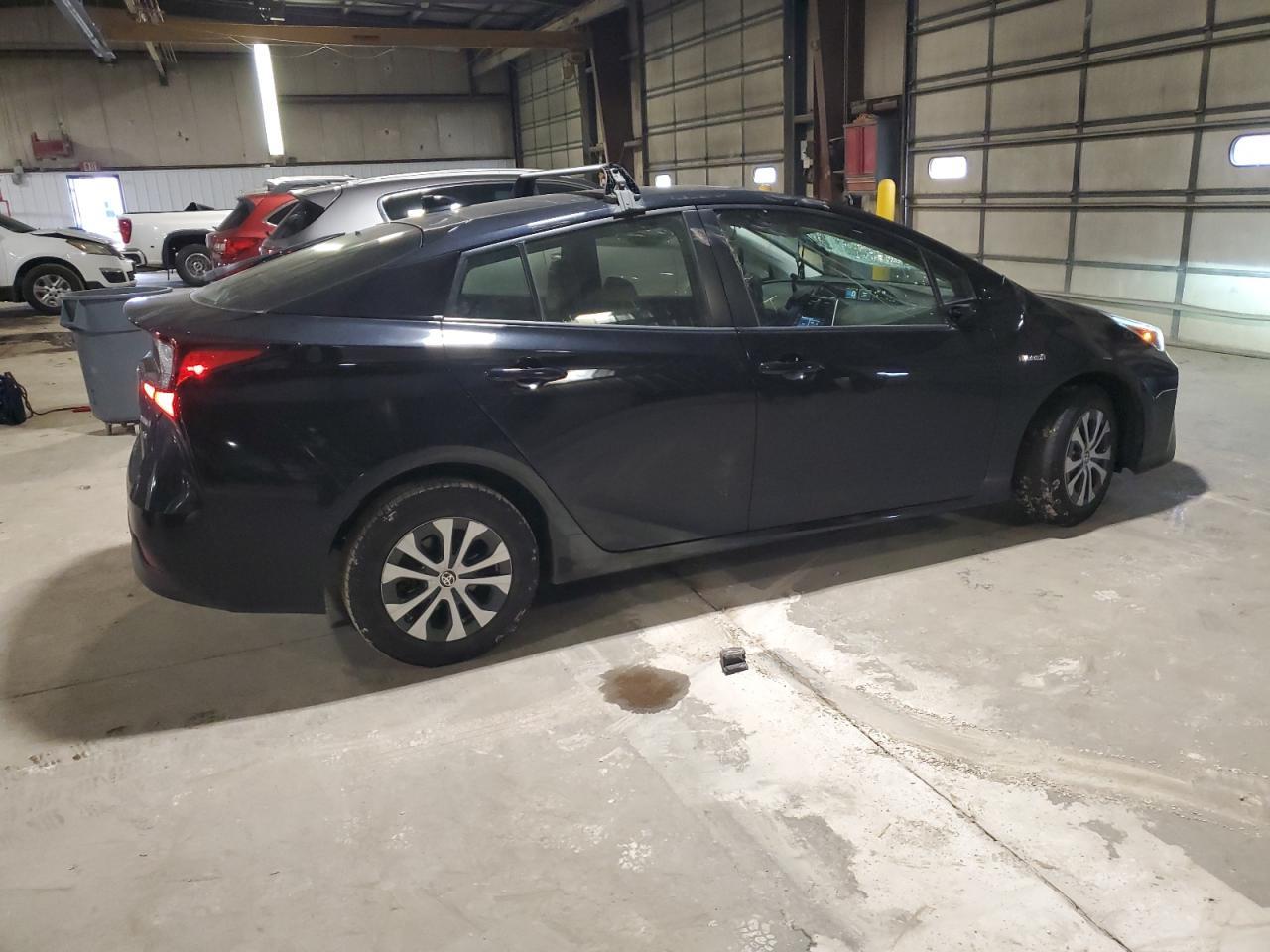 2020 Toyota Prius le
