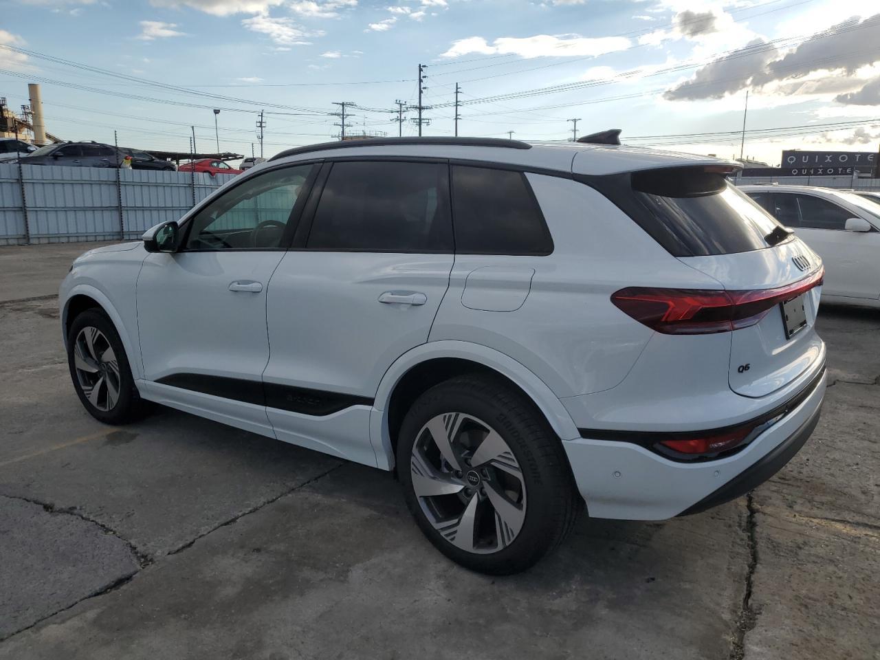 2025 Audi Q6 E-tron Premium Plus