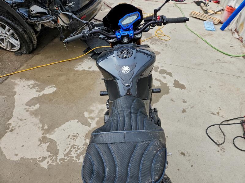 2014 Yama FZ09