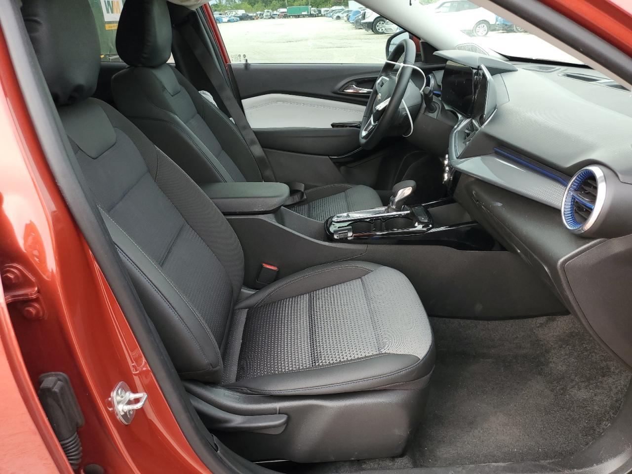 2024 Chevrolet Trax 1LT