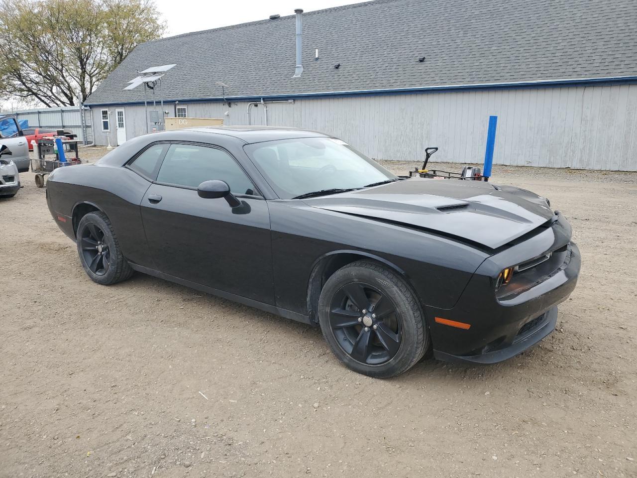 2015 Dodge Challenger sxt