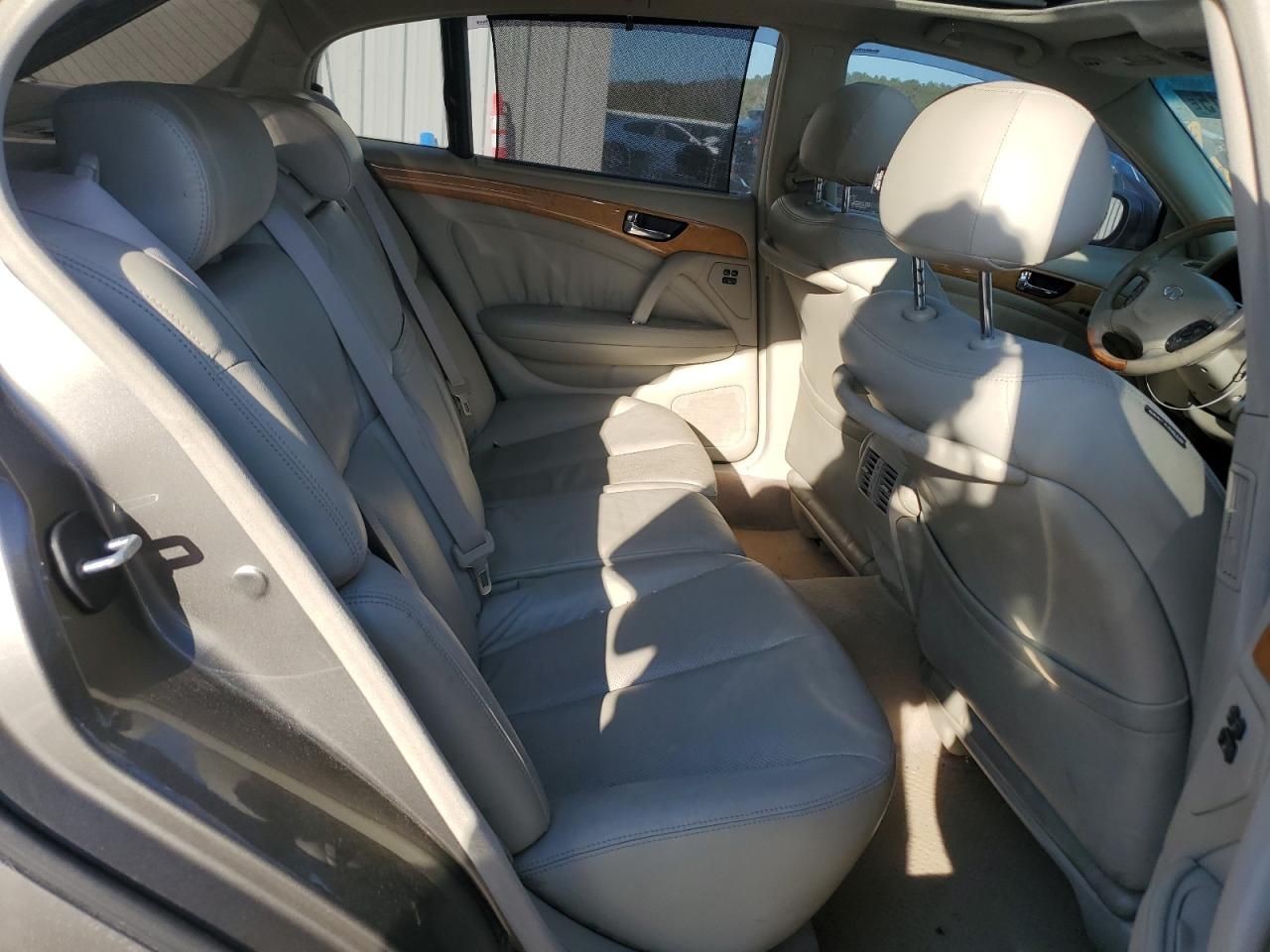 2004 Infiniti Q45