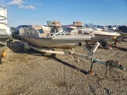 Salvage boats for sale at Earlington, KY auction: 1999 Lowe Suncruiser Boat