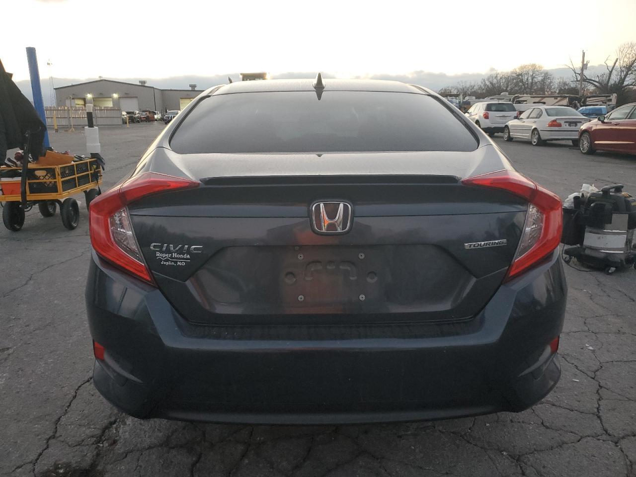 2018 Honda Civic Touring