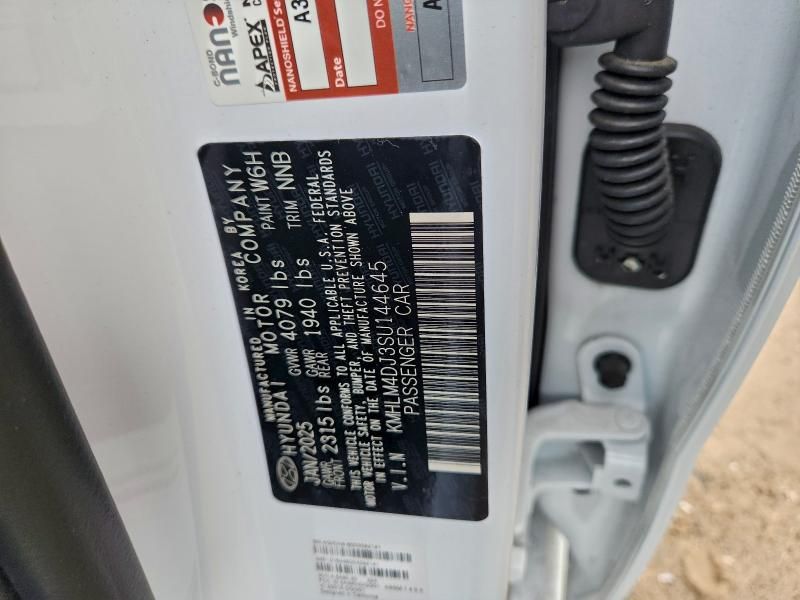 2025 Hyundai Elantra Blue