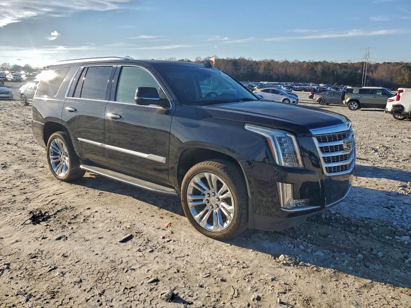 2018 Cadillac Escalade Luxury