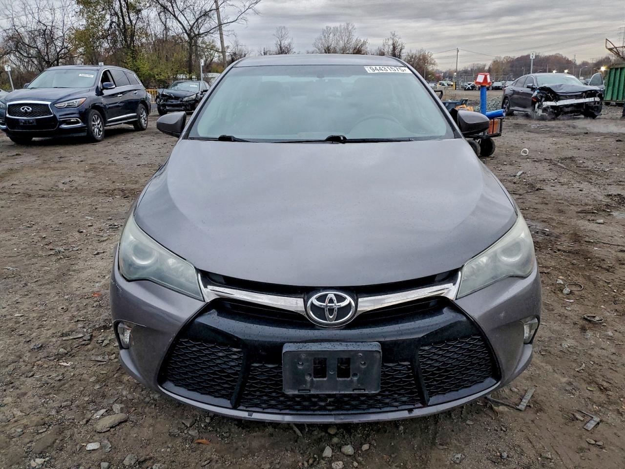 2015 Toyota Camry le