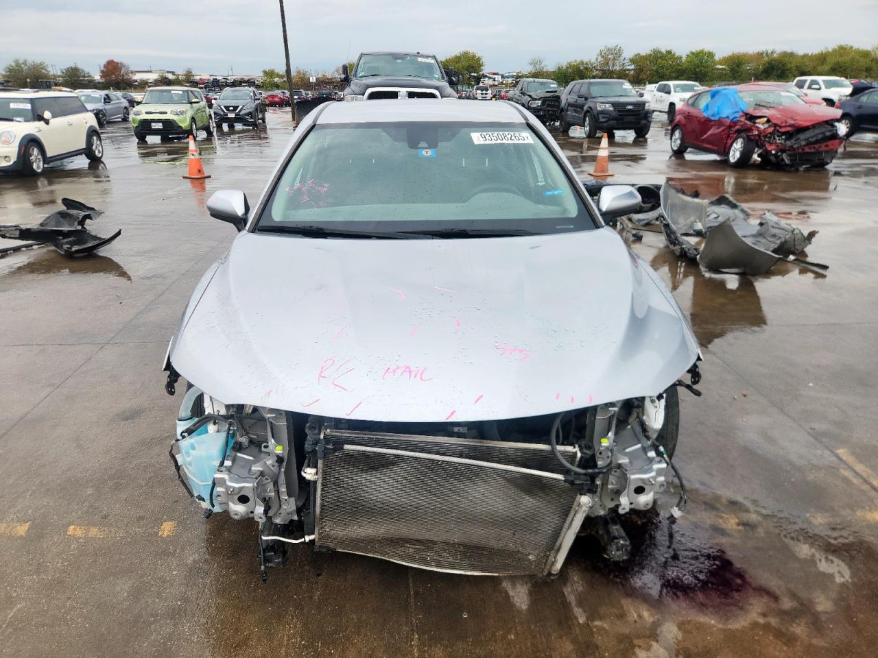 2020 Toyota Camry le