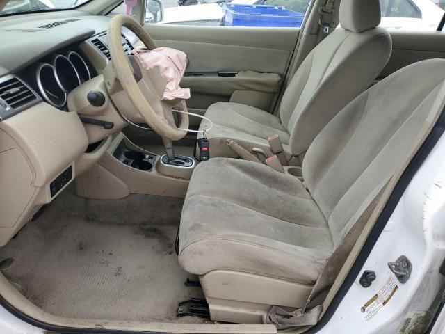 2009 Niss Versa s