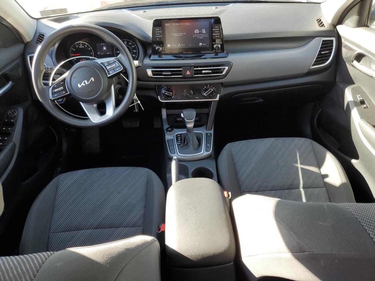 2023 KIA Seltos lx