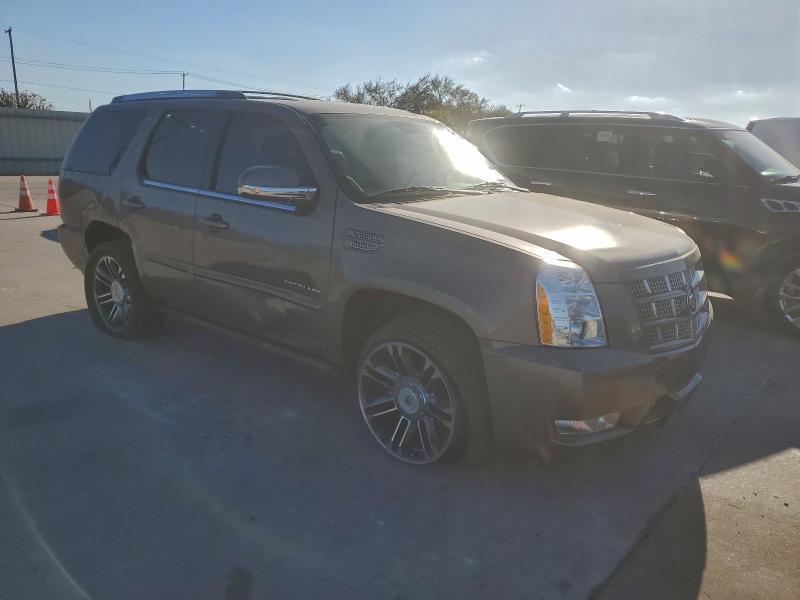 2013 Cadillac Escalade Premium