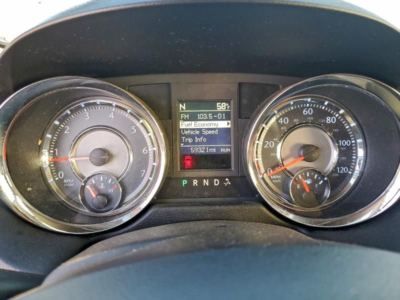 2011 Chrysler Town & Country Touring