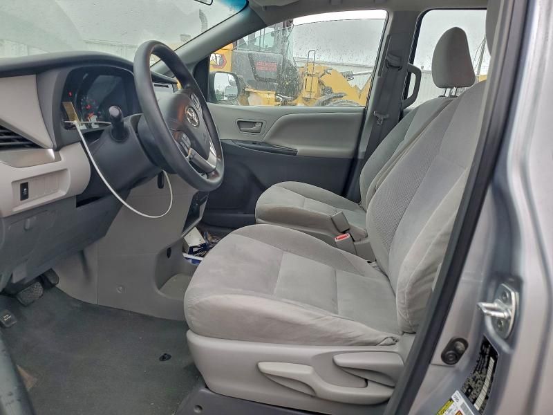 2016 Toyota Sienna