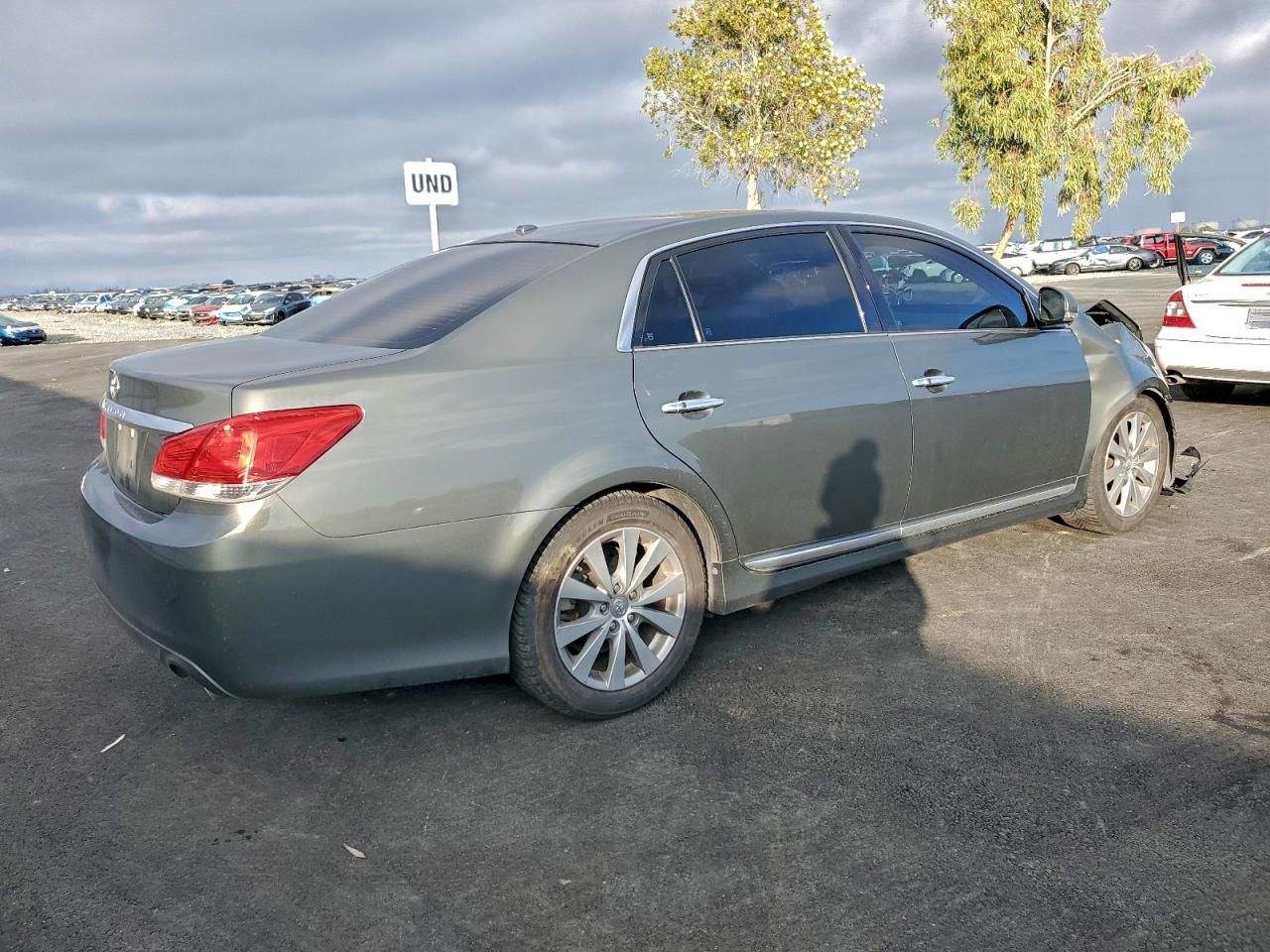 2011 Toyota Avalon Base