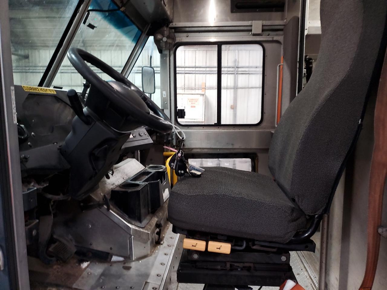 2020 Ford F59 Delivery Truck