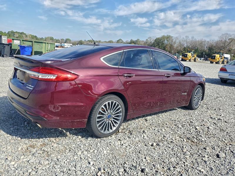 2017 Ford Fusion Titanium hev