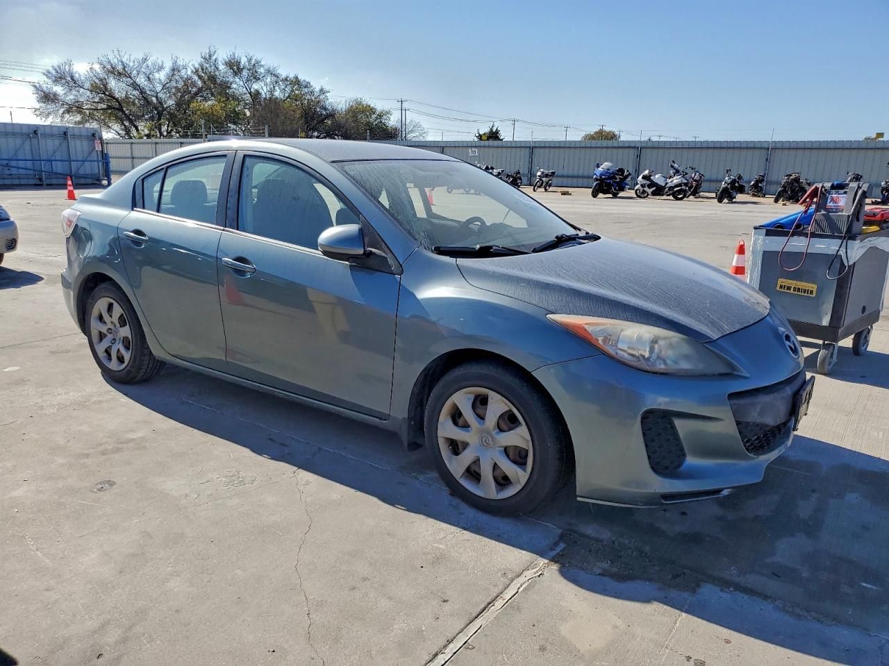 2012 Mazda 3 I