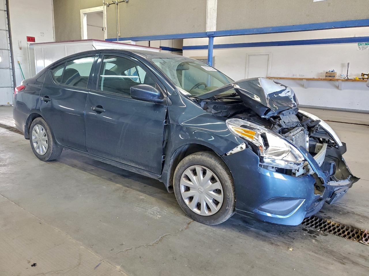2016 Nissan Versa s