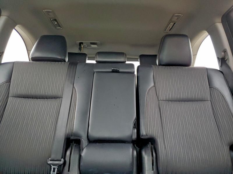 2018 Toyota Highlander le