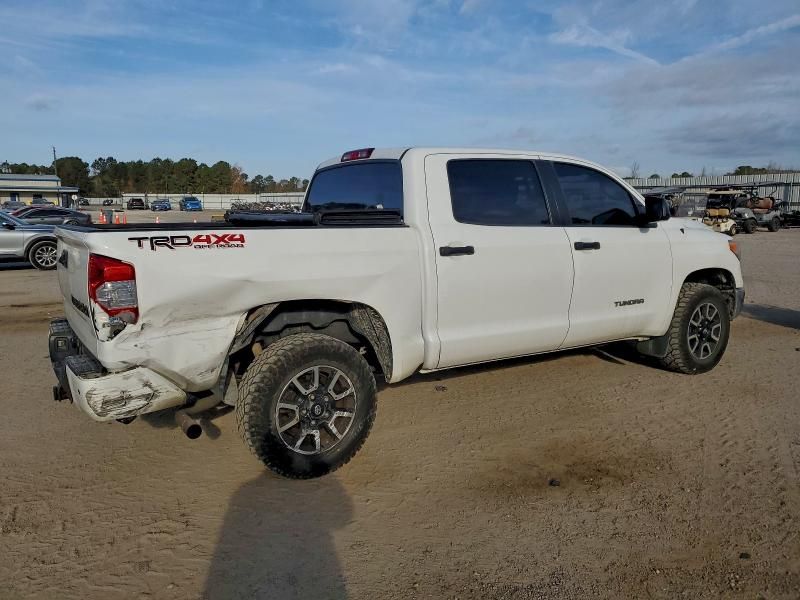 2016 Toyota Tundra Crewmax SR5