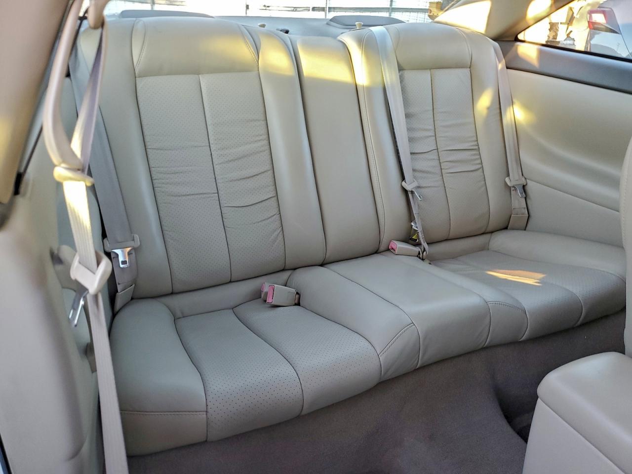 2001 Toyota Camry Solara se