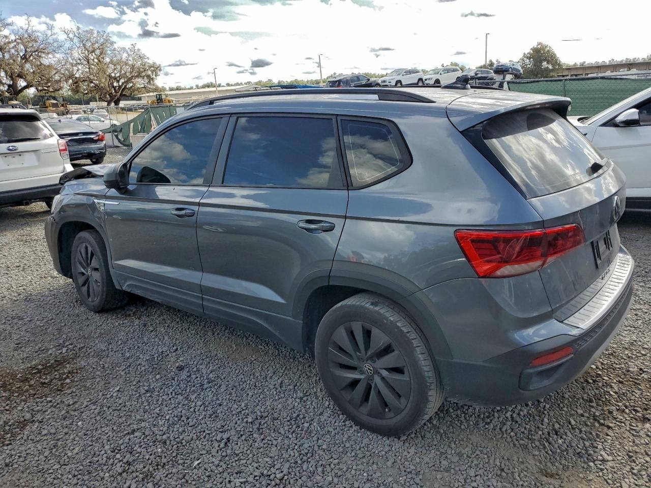 2023 Volkswagen Taos s