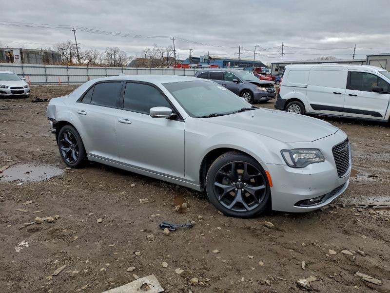 2021 Chrysler 300 s