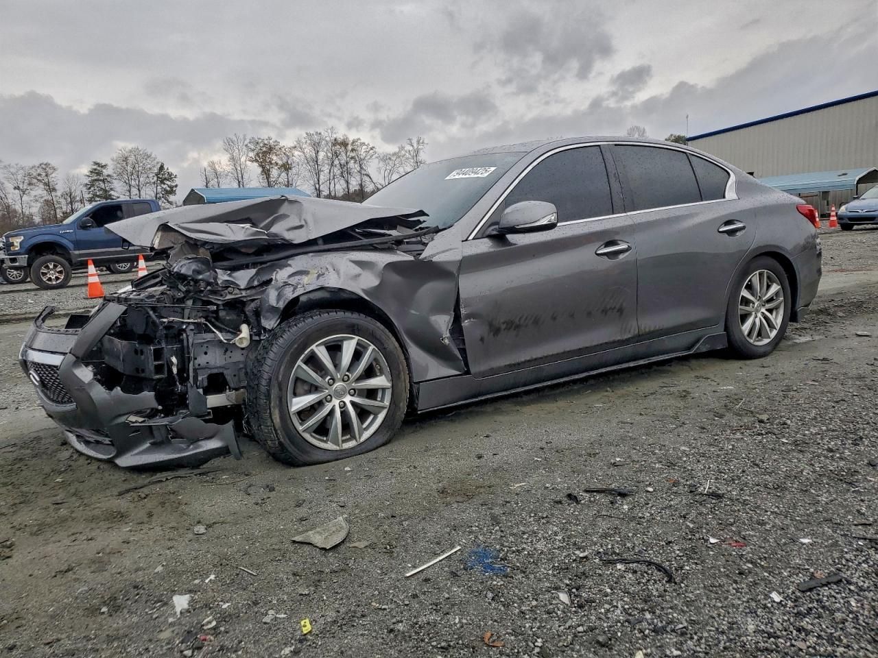 2015 Infiniti Q50 Base