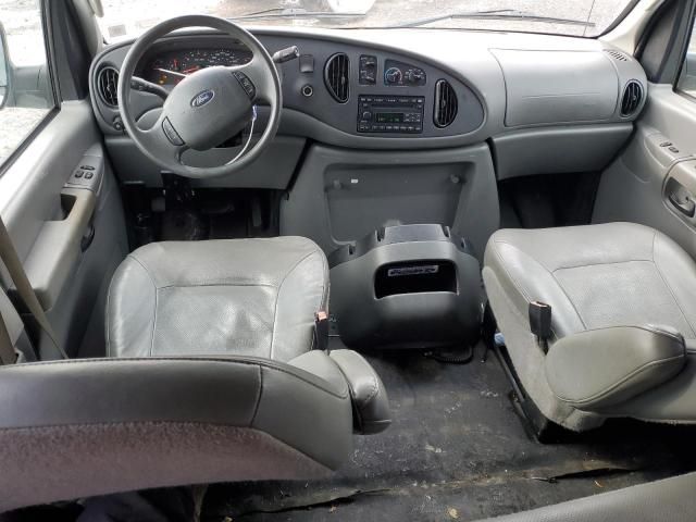 2006 Ford Econoline Wagon XL E