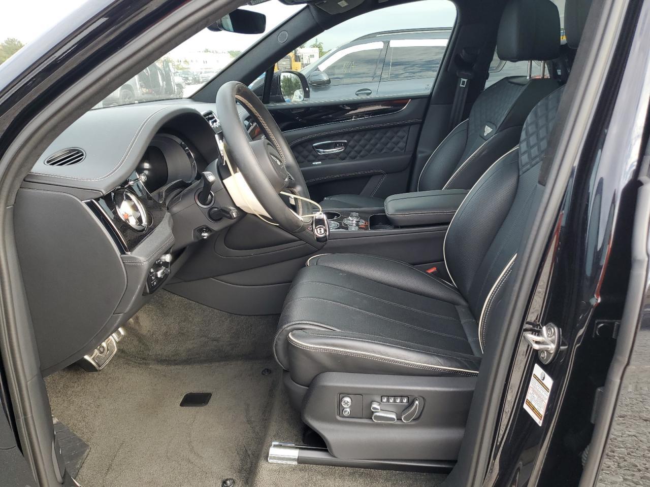 2023 Bentley Bentayga