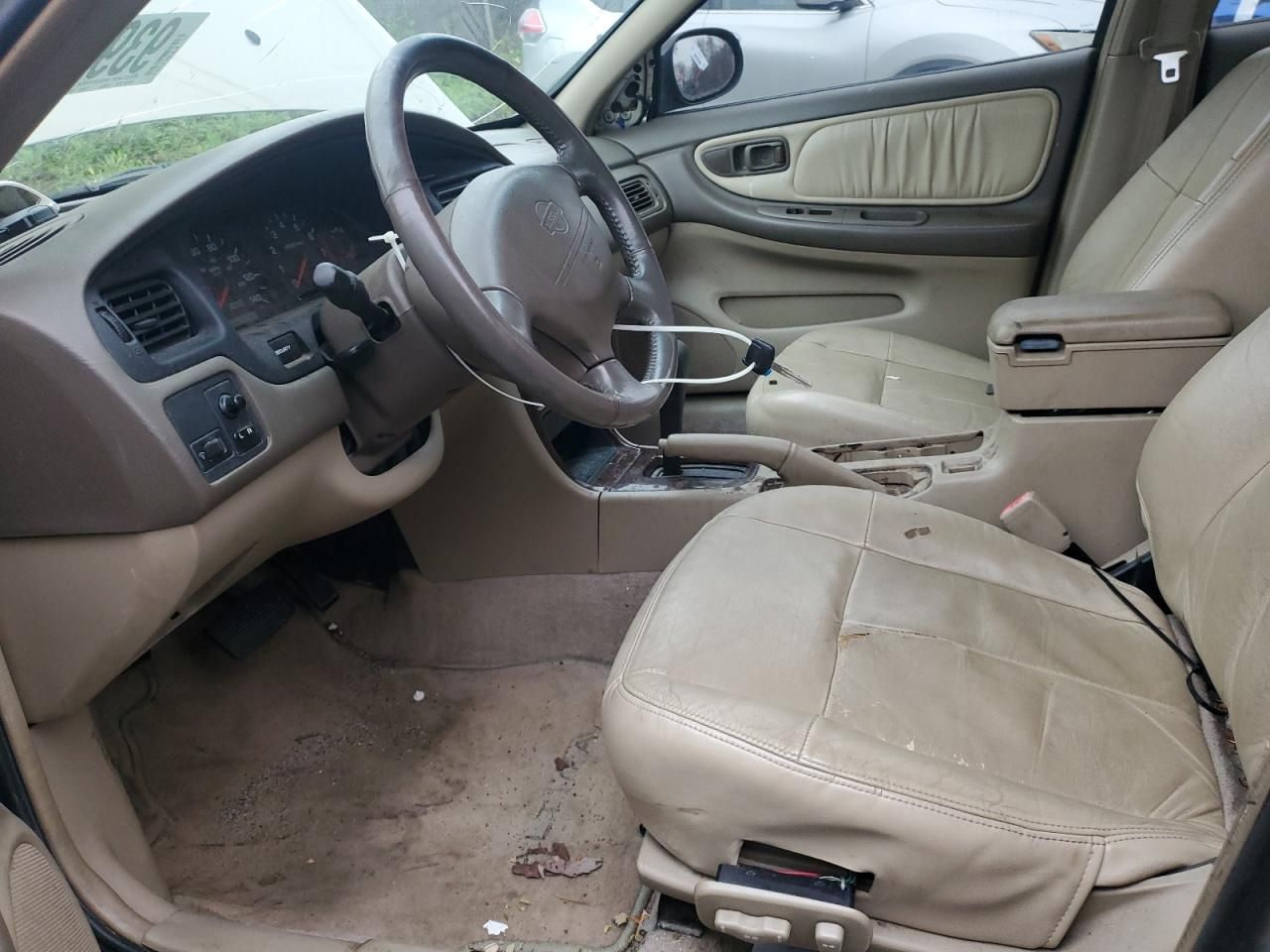 2000 Nissan Altima xe