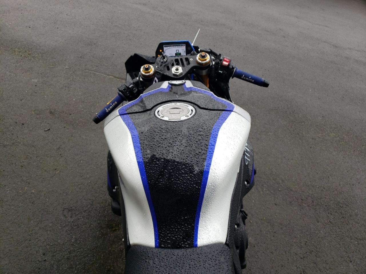 2023 Yama YZFR1M