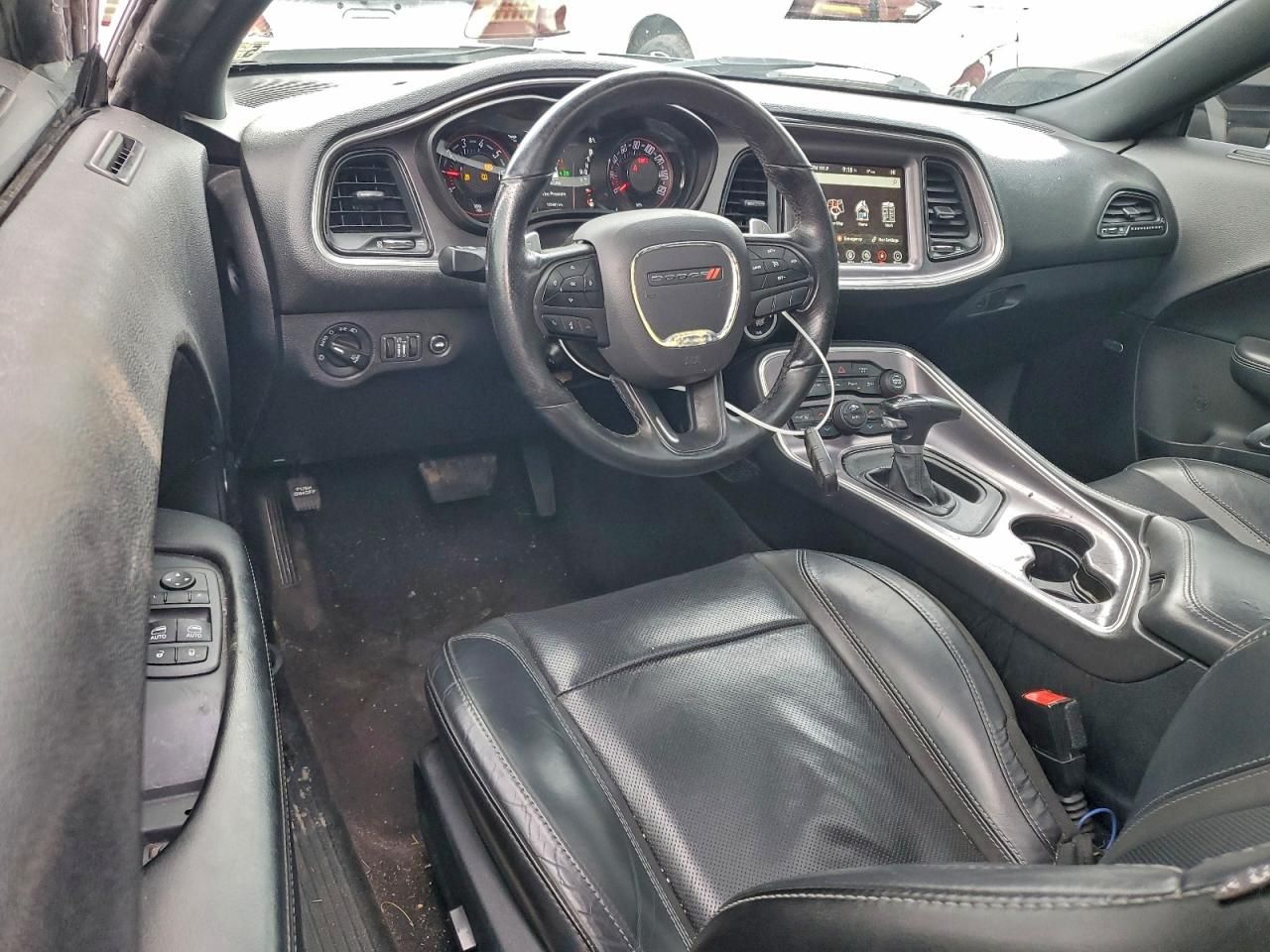 2017 Dodge Challenger sxt