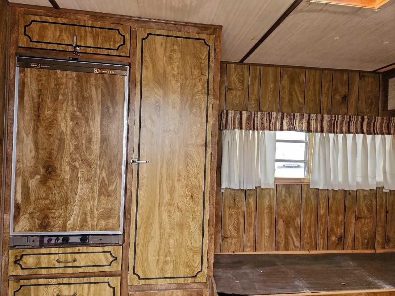 1975 Yellowstone 26 Foot