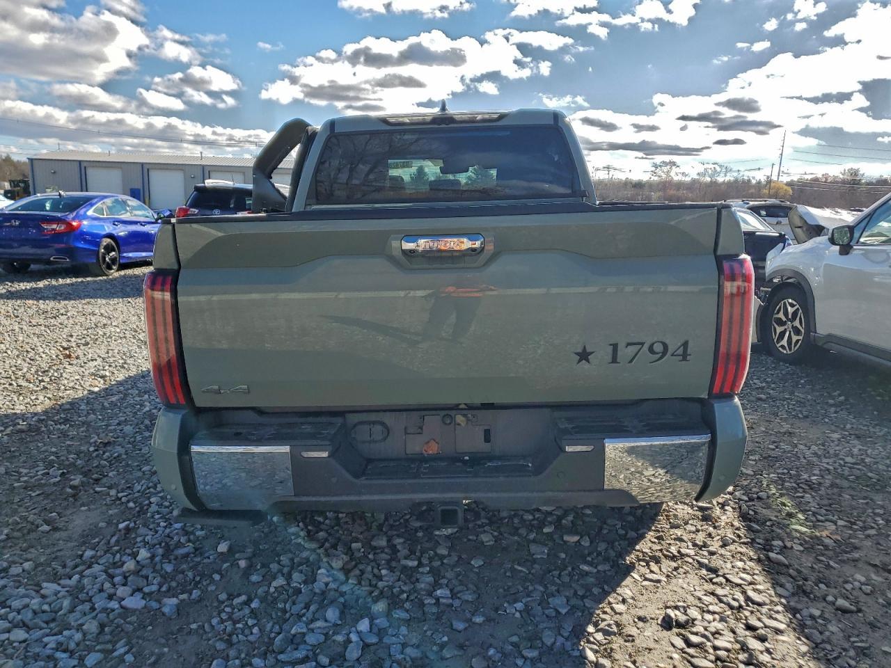 2025 Toyota Tundra Crewmax Platinum