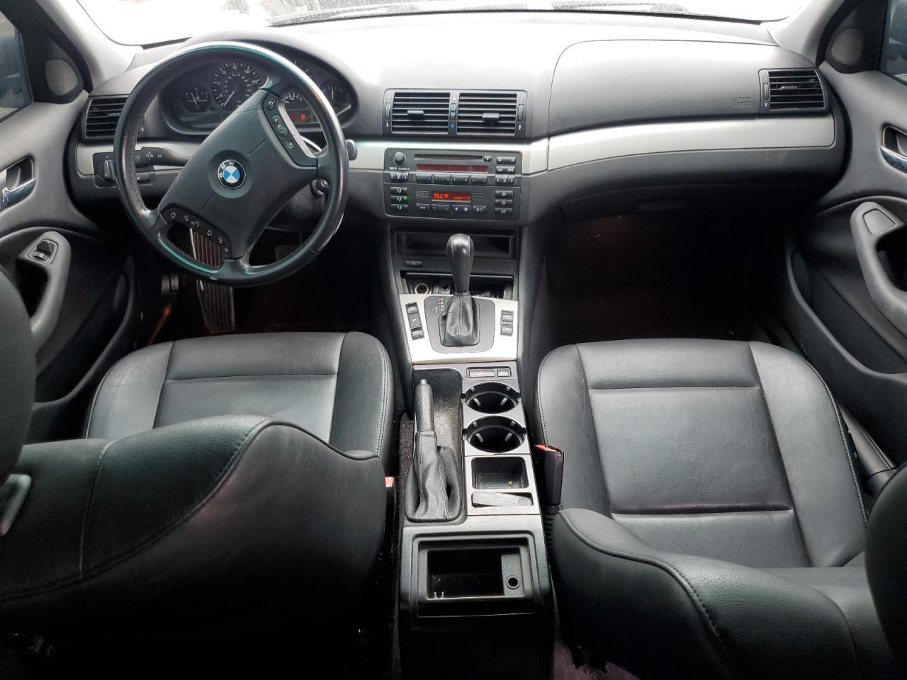 2002 BMW 325 i