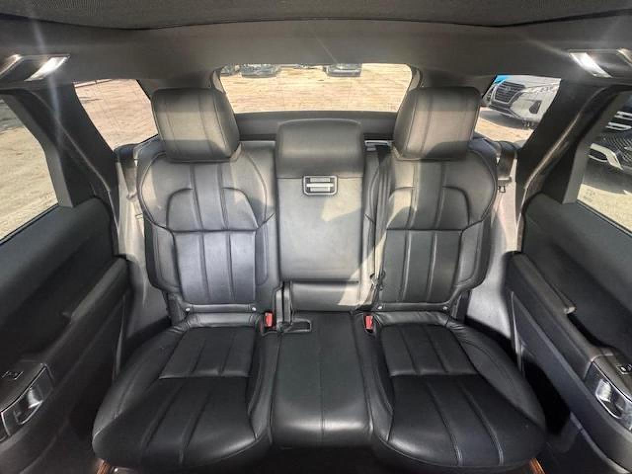 2016 Land Rover Range Rover Sport se