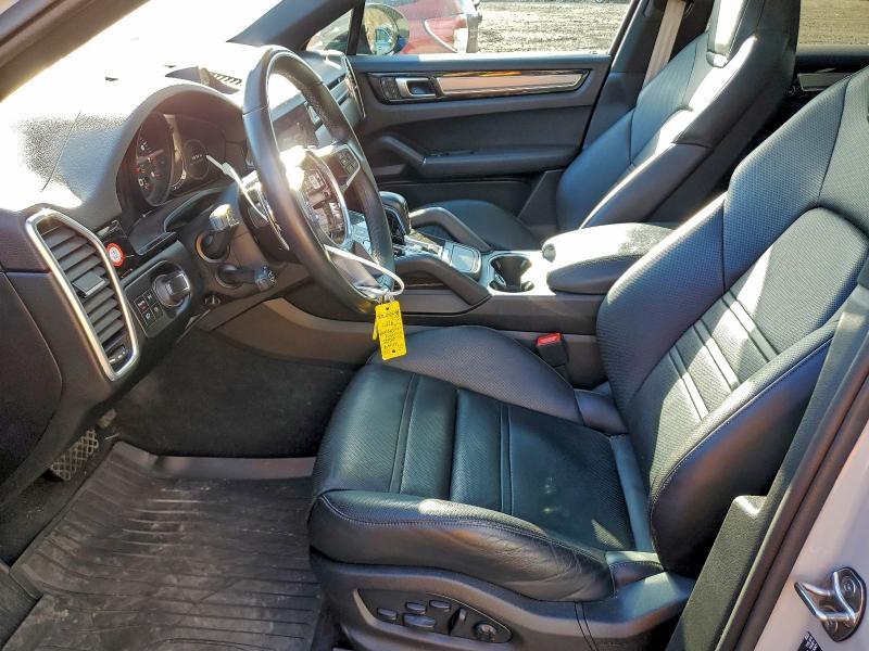 2022 Porsche Cayenne Coupe