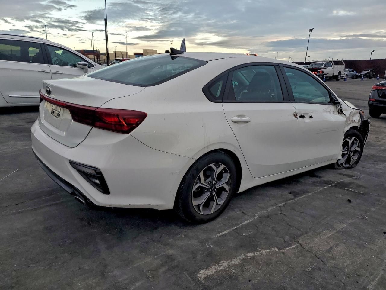2021 KIA Forte fe