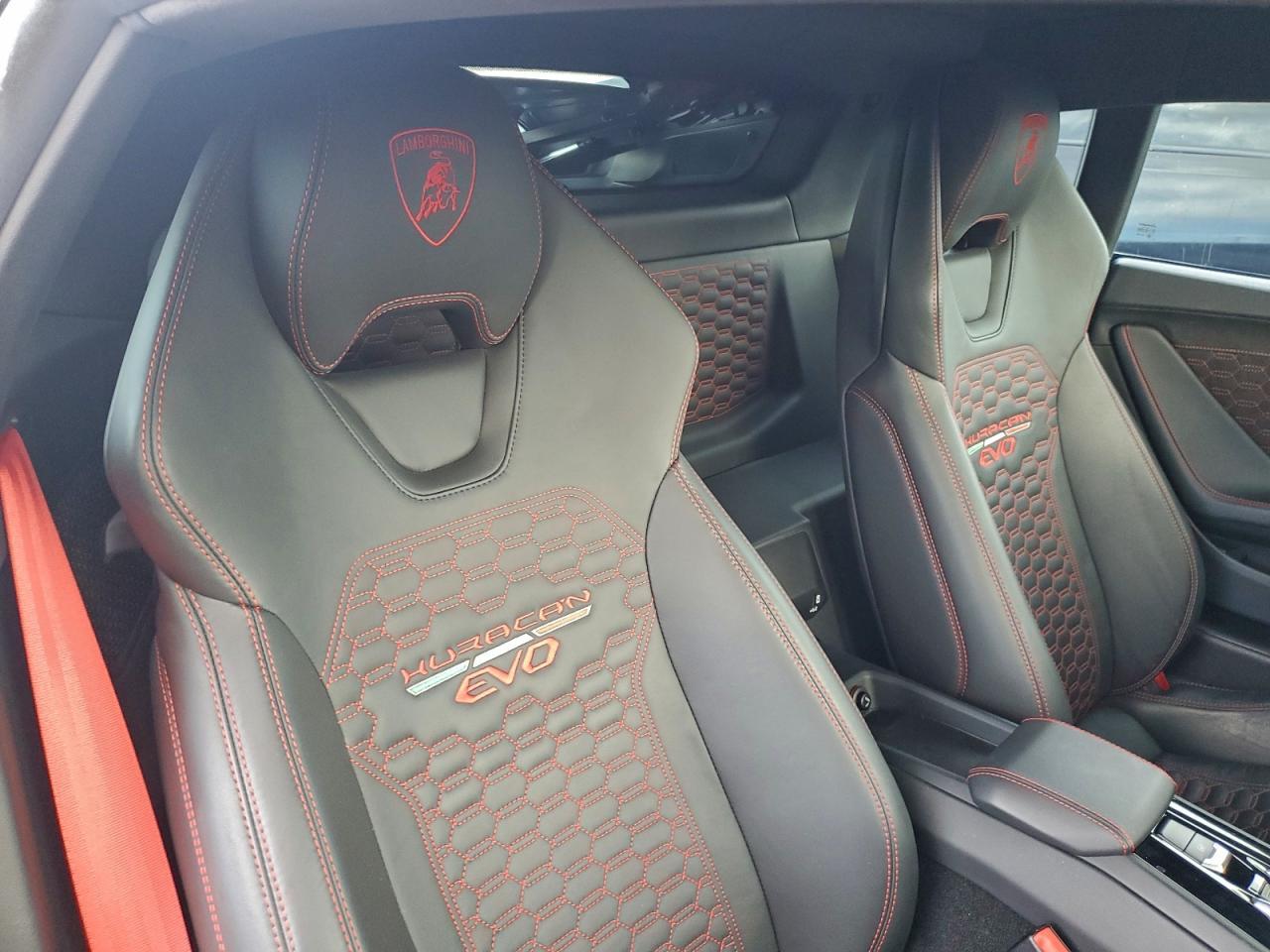 2020 Lamborghini Huracan evo