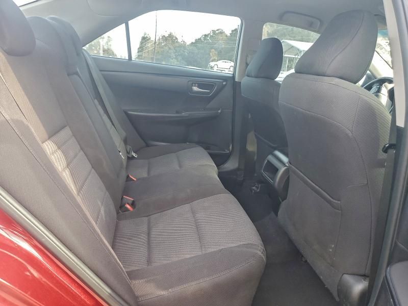 2015 Toyota Camry le