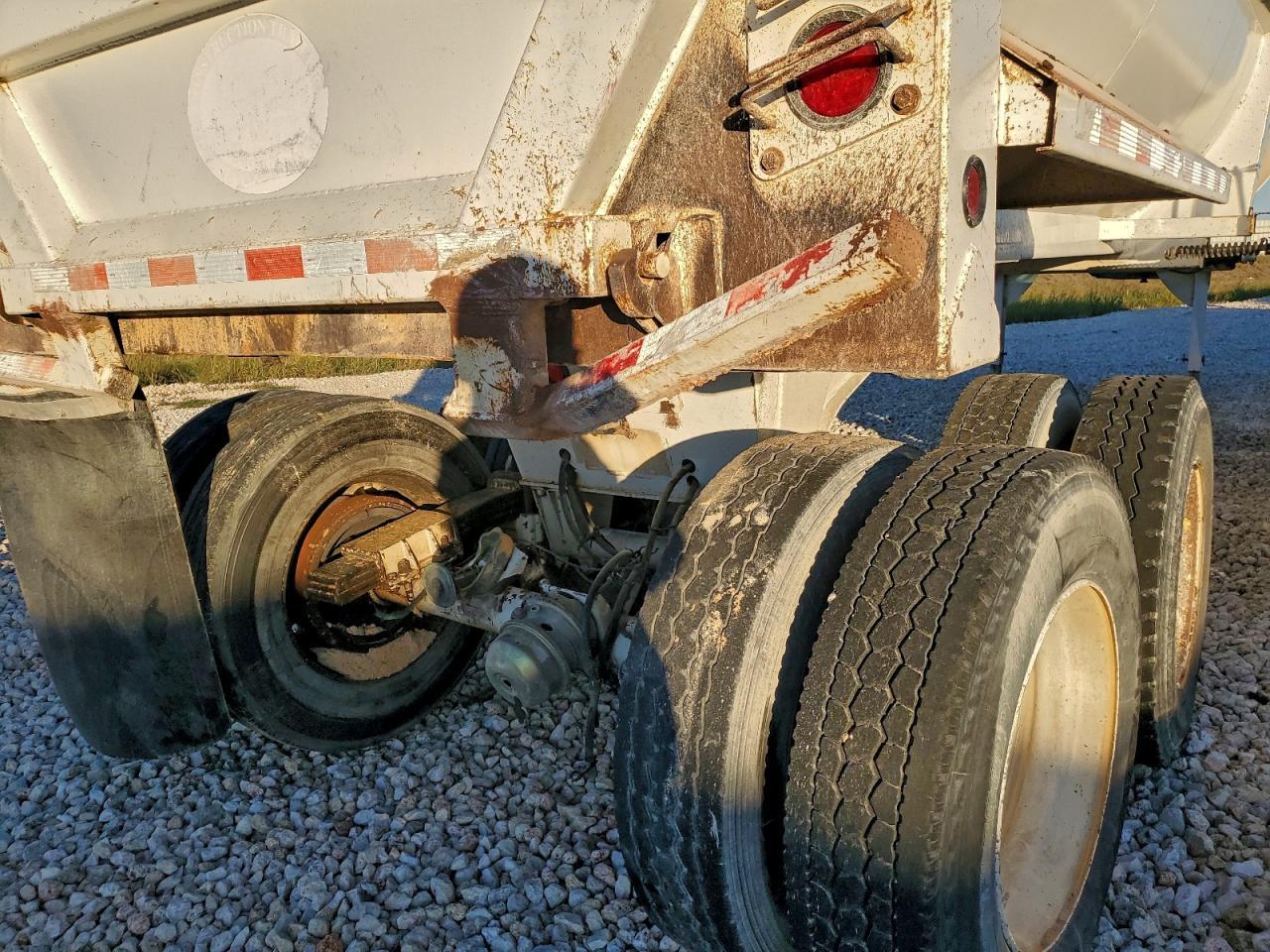 2013 Specialty 2013 Specialists END Dump Trailer