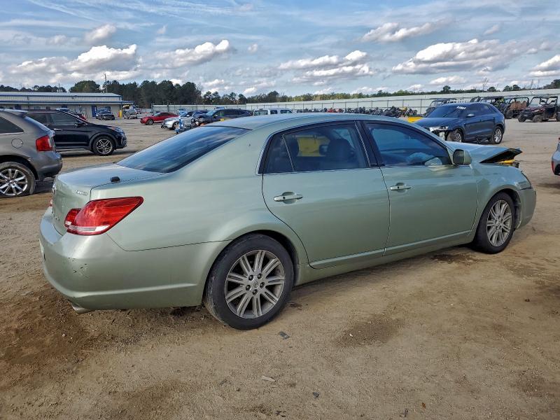 2005 Toyota Avalon xl