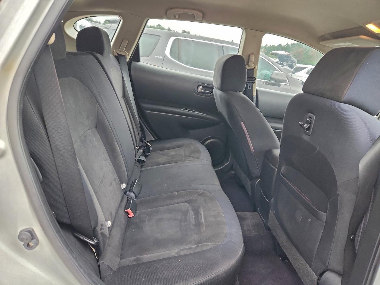 2009 Nissan Rogue s