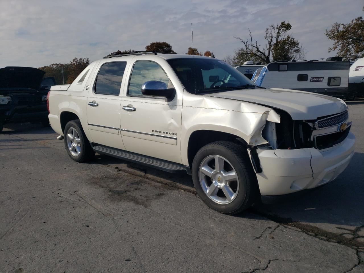 2013 Chevrolet Avalanche LTZ