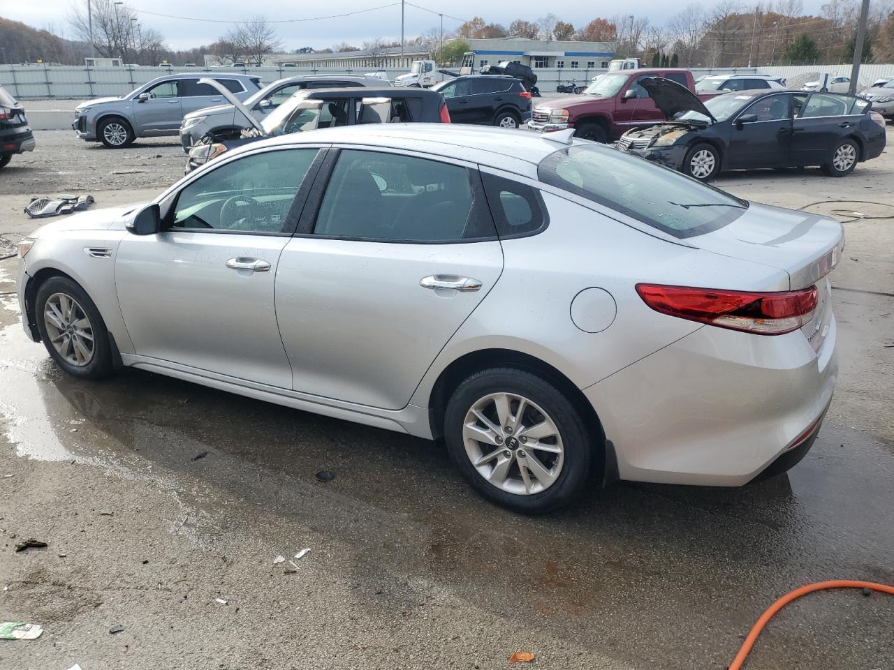 2017 KIA Optima lx