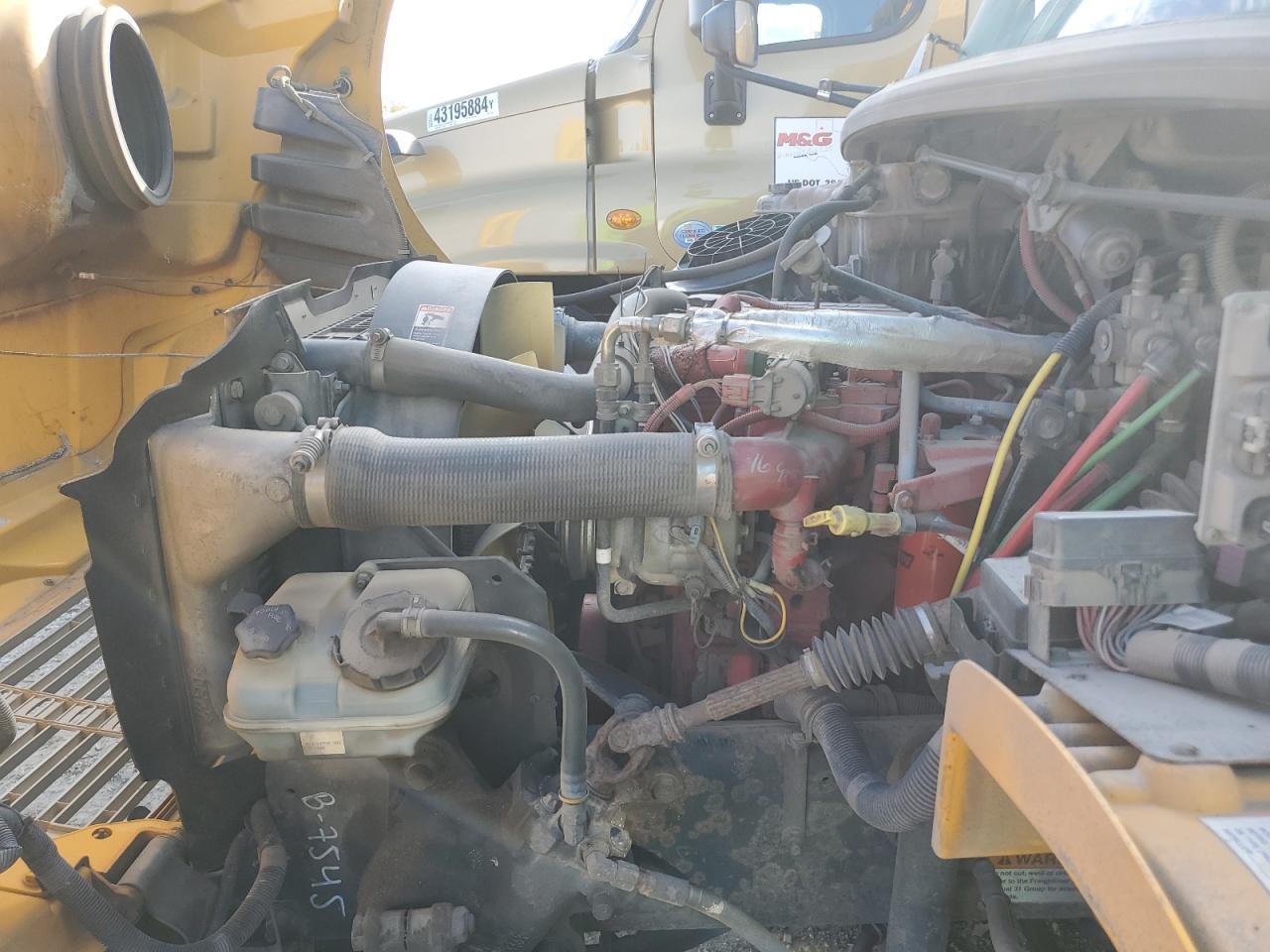 2012 Freightliner Chassis B2
